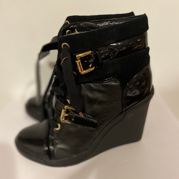 MICHAEL KORS detail wedge bootie - Picture 4 of 12
